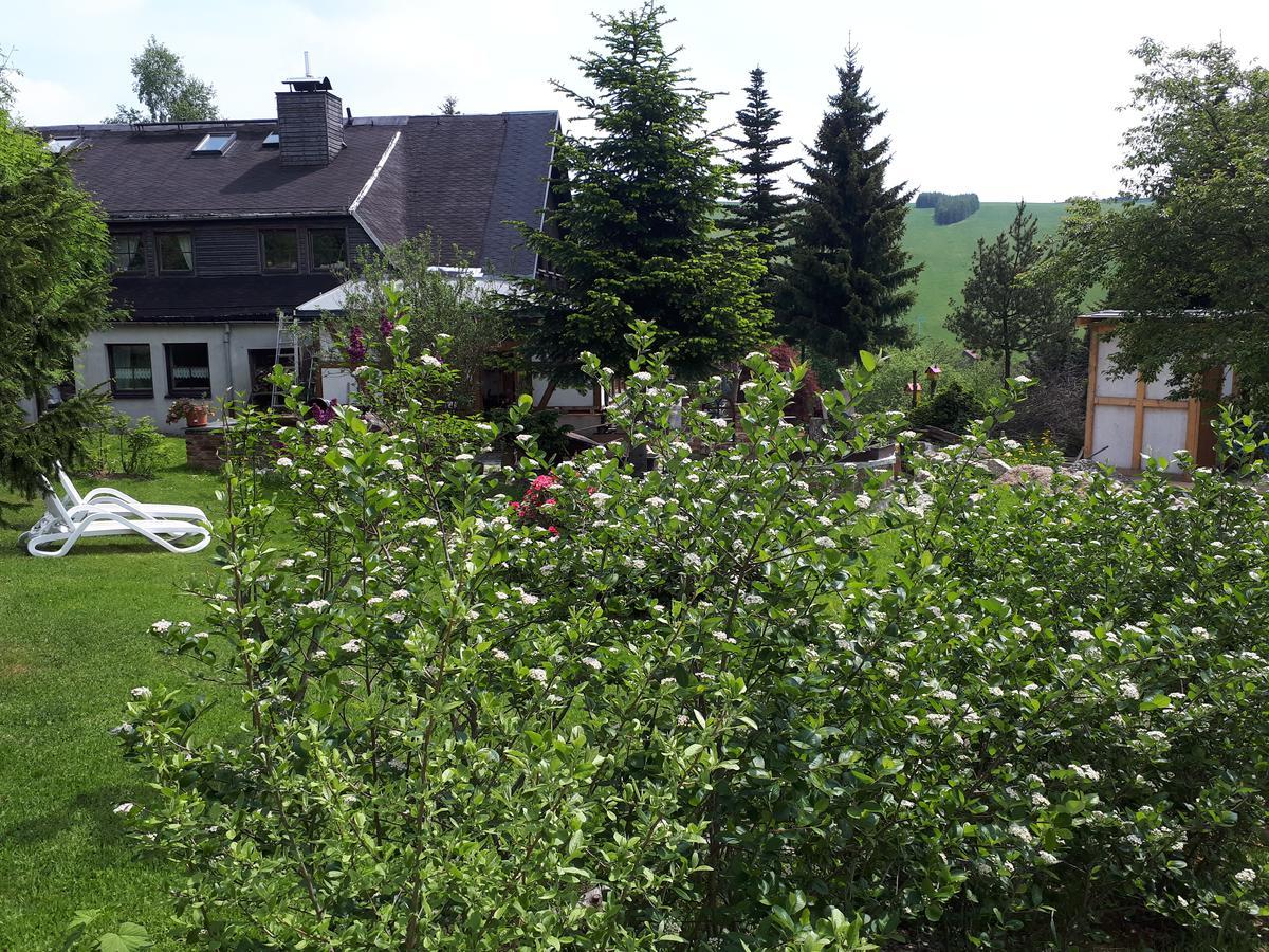 Ferienwohnung Aronia Garten Oberwiesenthal Ngoại thất bức ảnh